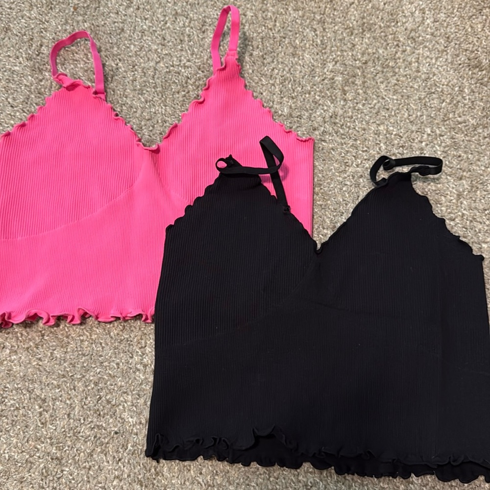 Cropped tank tops